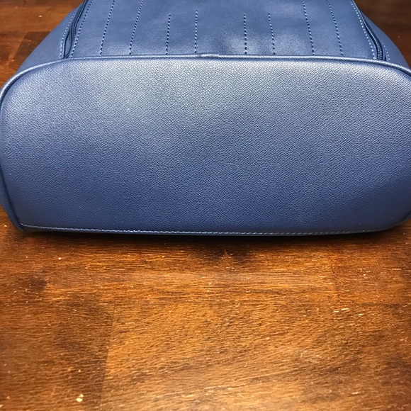 Backpack - Picture 8 of 8